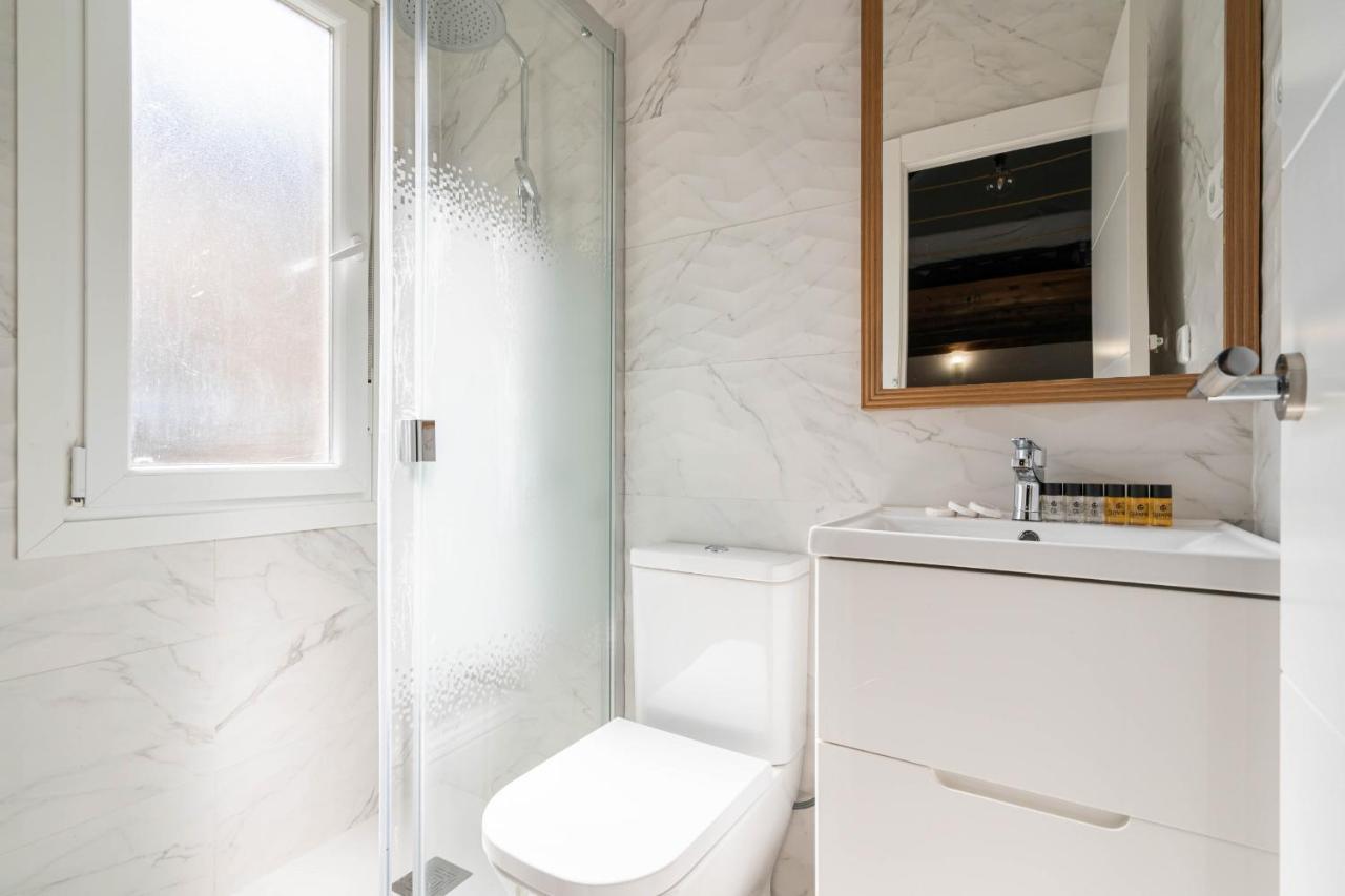 Apartamento Reformado En El Centro Con Dos Habitaciones Alquiler Temporal Madrid Exterior photo
